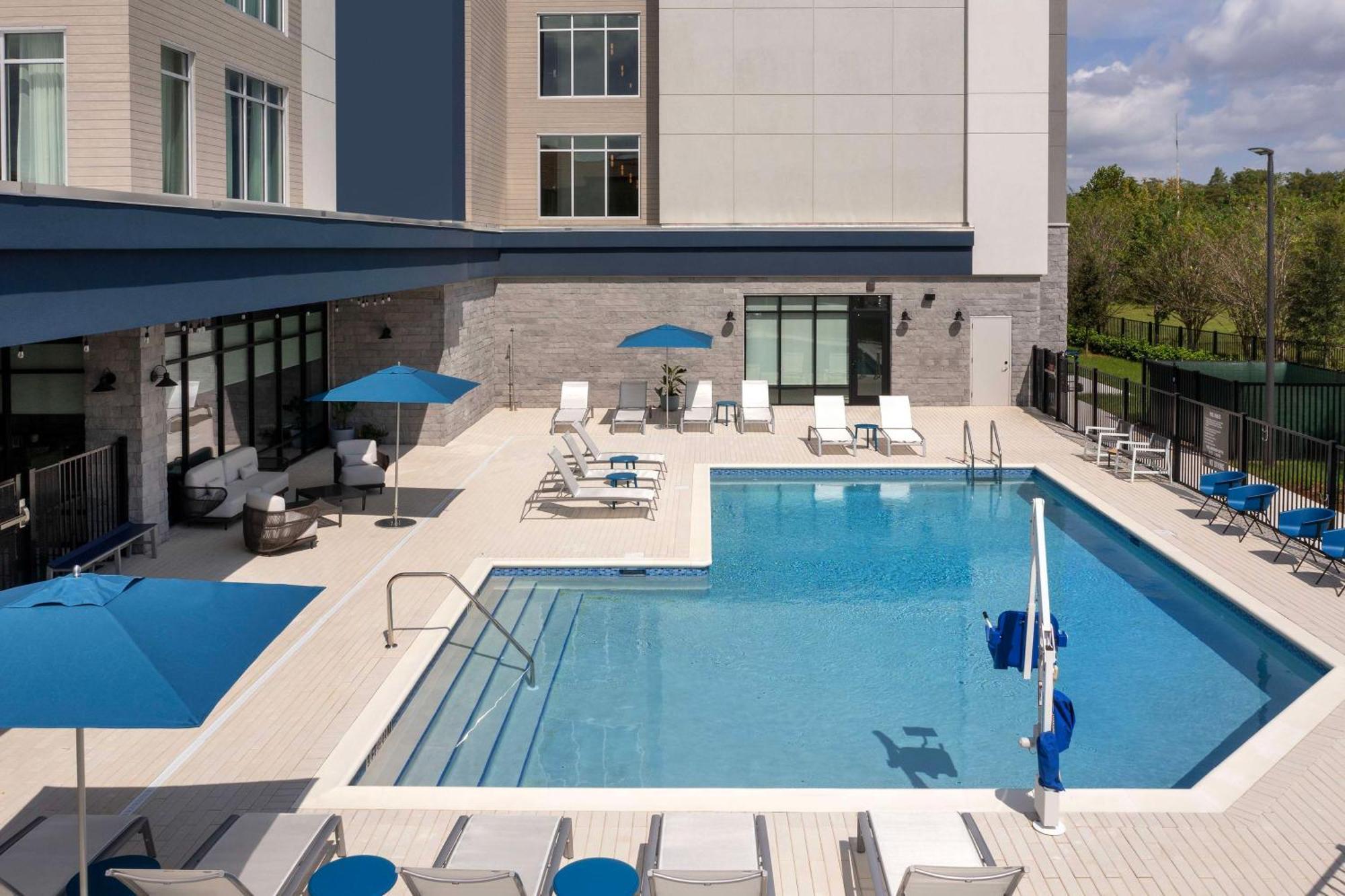 Hampton Inn Orlando Southeast Nona Narcoossee المظهر الخارجي الصورة